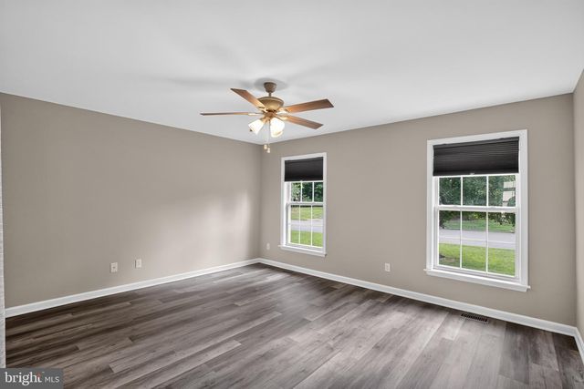 16965 VILLAGE LN, King George, VA 22485