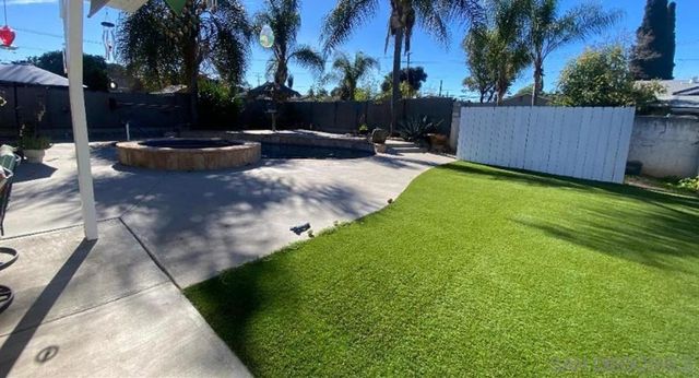 10032 Tamil Rd, Lakeside, CA 92040