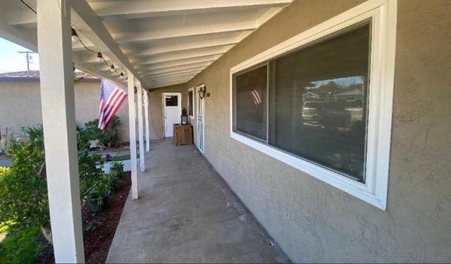 10032 Tamil Rd, Lakeside, CA 92040