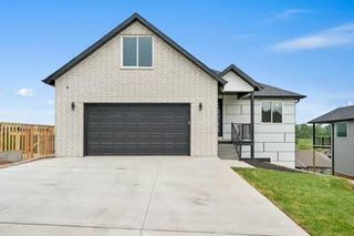2113 North 26th Street, Ozark, MO 65721