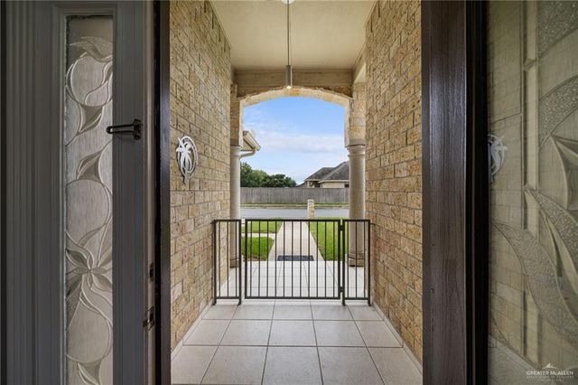 722 Hawthorne Lane, Harlingen, TX 78550