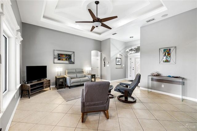 722 Hawthorne Lane, Harlingen, TX 78550