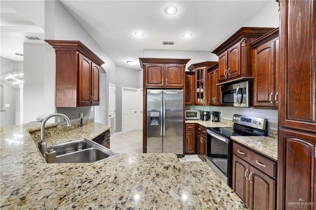 722 Hawthorne Lane, Harlingen, TX 78550