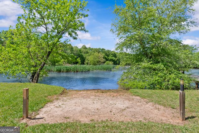 141 Edgewater Drive, Eatonton, GA 31024