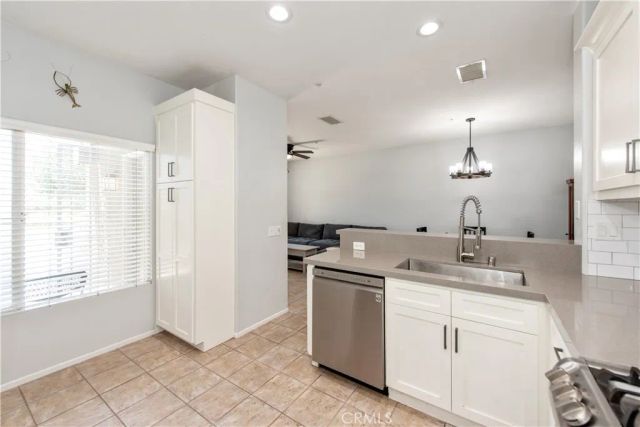 98 Via Barcelona, Rancho Santa Margarita, CA 92688