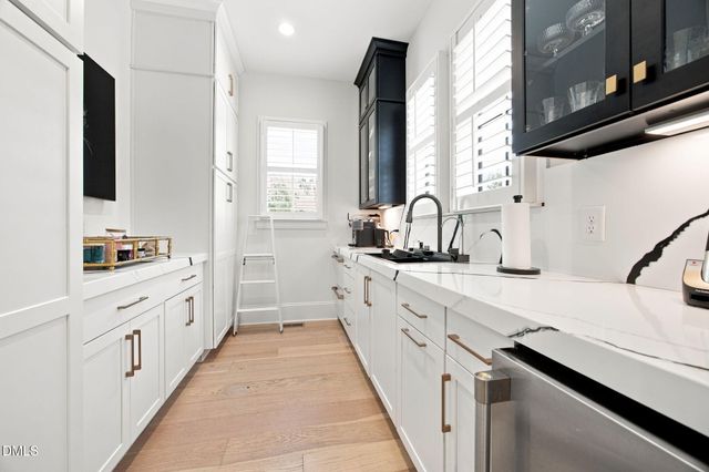 2804 Anderson Drive, Raleigh, NC 27608