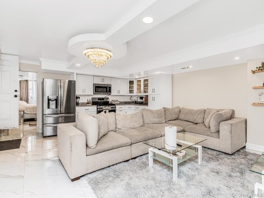 628 Mead Street, Bronx, NY 10460 — photo 4