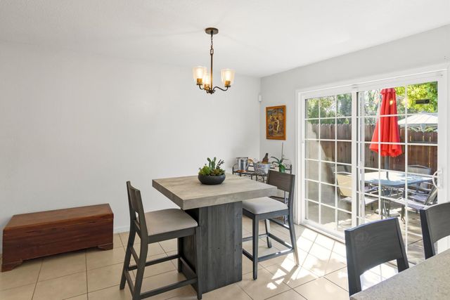 7428 Ranch Ave, Citrus Heights, CA 95610