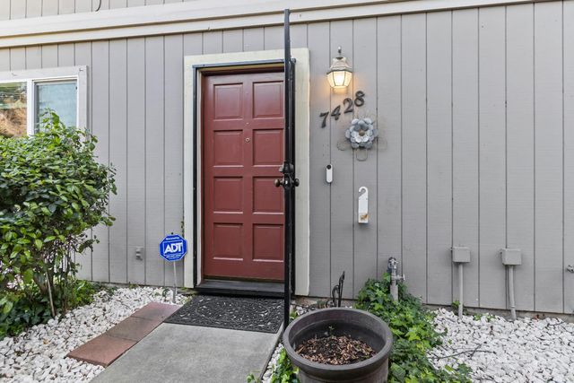 7428 Ranch Ave, Citrus Heights, CA 95610