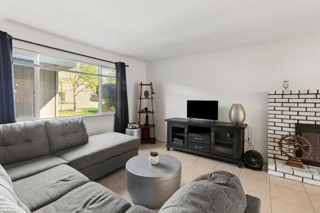 7428 Ranch Ave, Citrus Heights, CA 95610