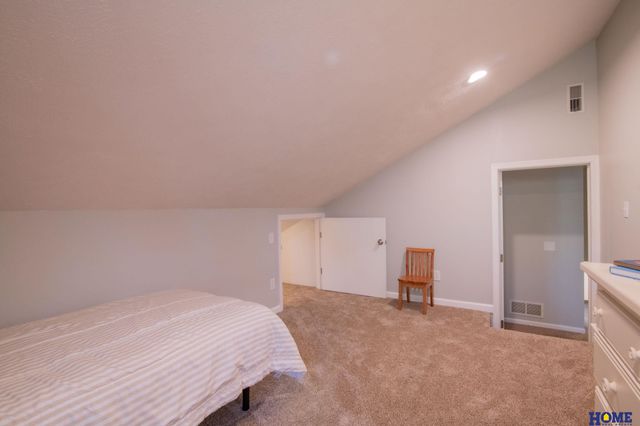 5844 S 91st Street, Lincoln, NE 68526