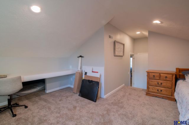 5844 S 91st Street, Lincoln, NE 68526