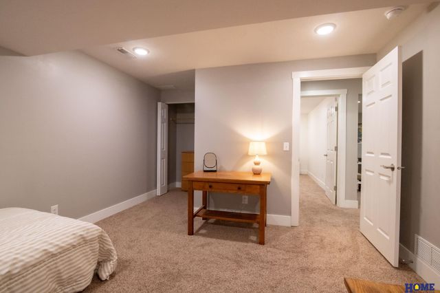 5844 S 91st Street, Lincoln, NE 68526