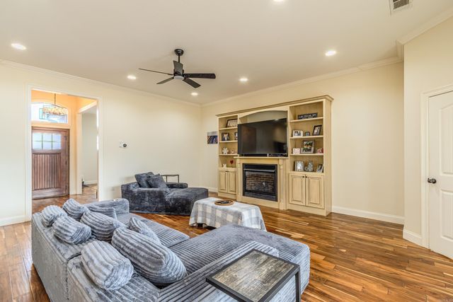 4600 Glen Echo Drive, Paragould, AR 72450