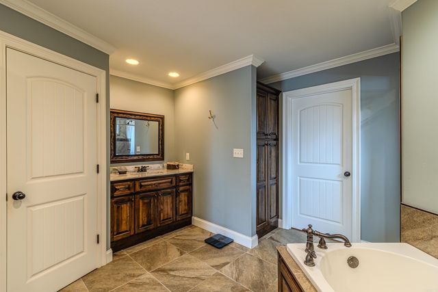 4600 Glen Echo Drive, Paragould, AR 72450