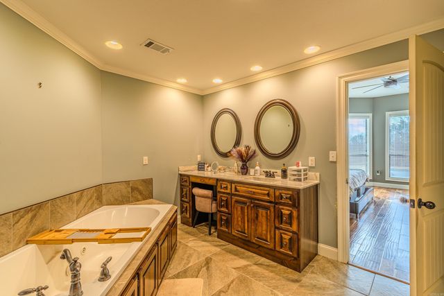 4600 Glen Echo Drive, Paragould, AR 72450