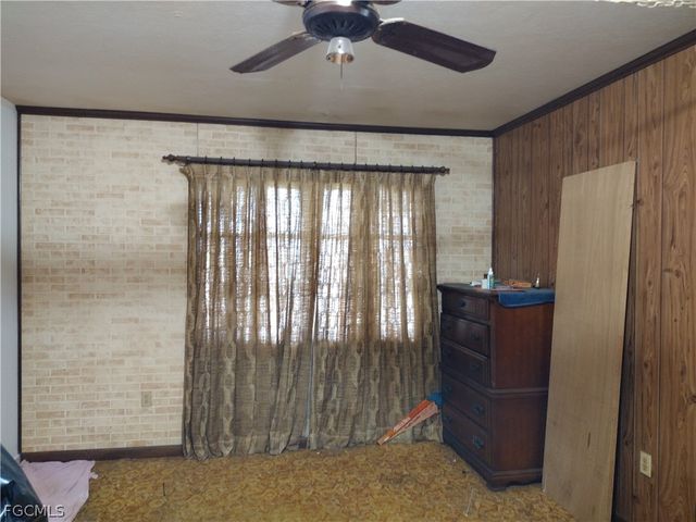 1211 Pondella CIR, North Fort Myers, FL 33903