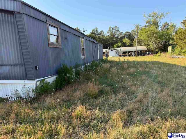 1929 Garden Valley Dr, Hartsville, SC 29550