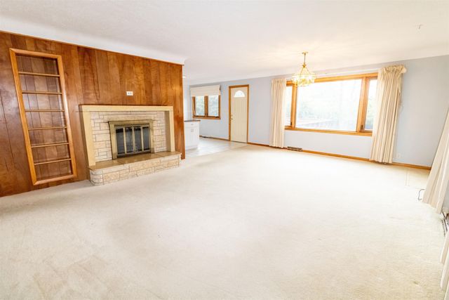 1126 Rachael Street, Waterloo, IA 50701