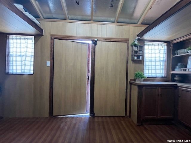 3086 County Road 442, Stockdale, TX 78160