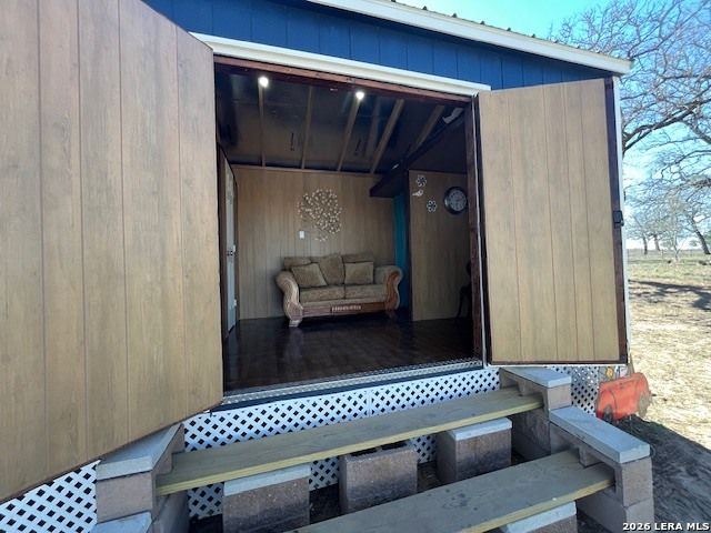 3086 County Road 442, Stockdale, TX 78160