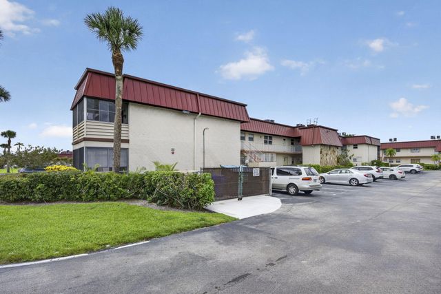 12022 W Greenway Drive 201, Royal Palm Beach, FL 33411