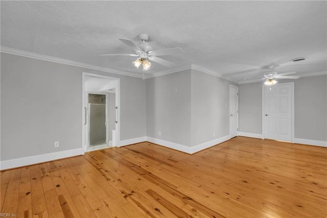 329 Center ST, Hampton, VA 23669