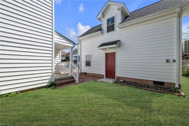 329 Center ST, Hampton, VA 23669