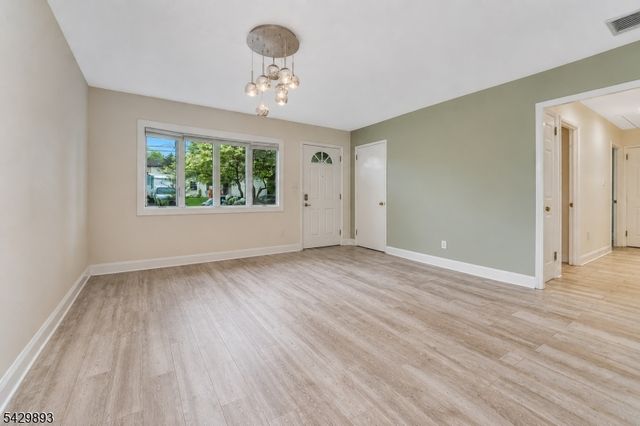 53 Harry Rd, Bridgewater Twp., NJ 08807