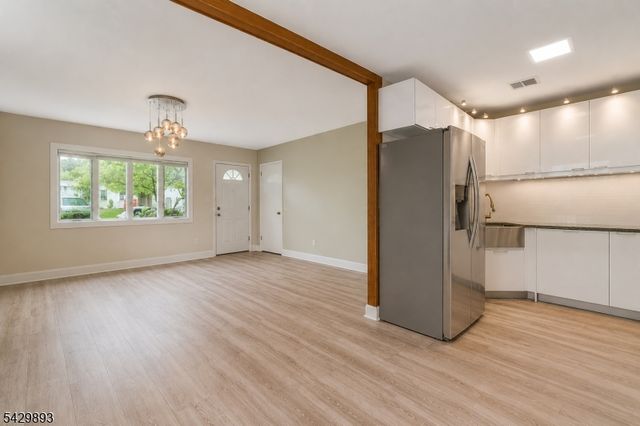 53 Harry Rd, Bridgewater Twp., NJ 08807
