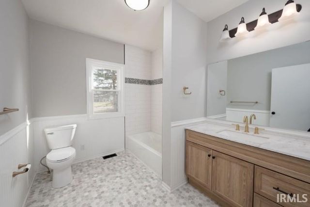 6595 W Maple Street, Kimmell, IN 46760