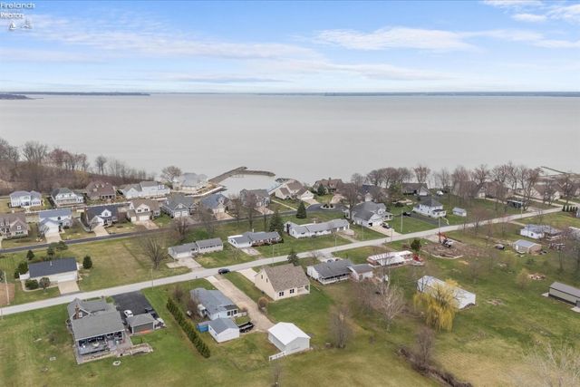2150 Meter Road, Marblehead, OH 43440