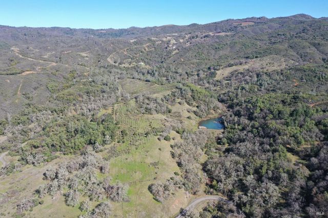 32400 Pine Mountain Rd, Cloverdale, CA 95425