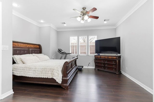 8606 Argentina St, Jersey Village, TX 77040