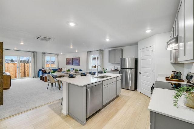 4219 W Howesdale Rd, Spokane, WA 99208