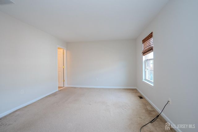 5 rafting Way, Trenton, NJ 08611