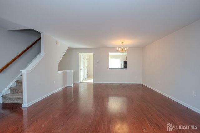 5 rafting Way, Trenton, NJ 08611