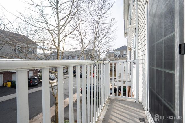 5 rafting Way, Trenton, NJ 08611