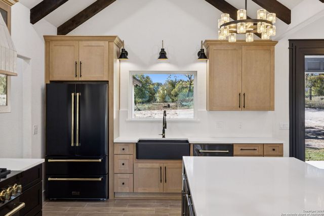 181 Timber, La Vernia, TX 78121