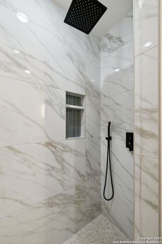 181 Timber, La Vernia, TX 78121