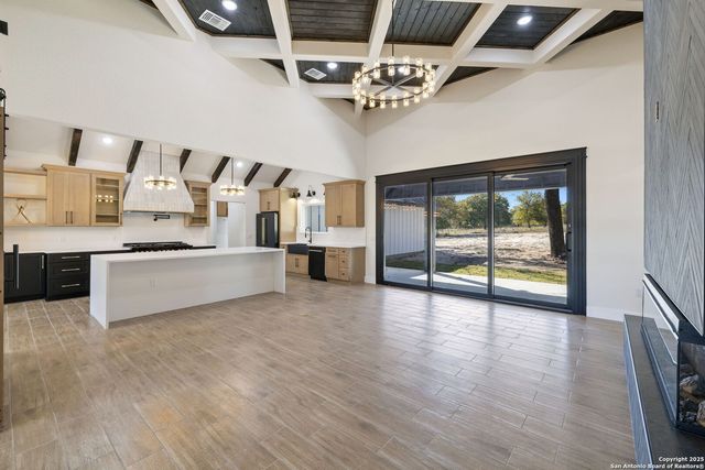 181 Timber, La Vernia, TX 78121