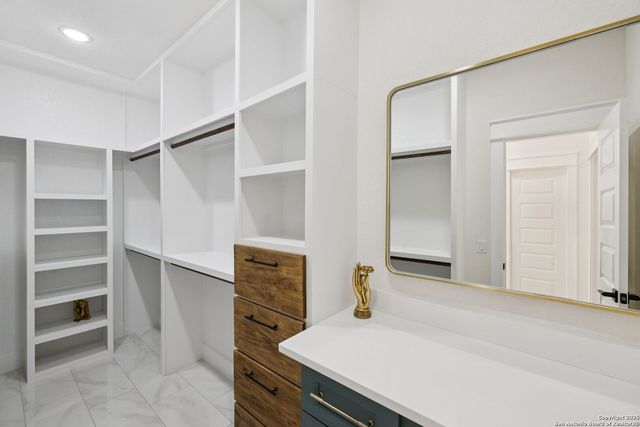 181 Timber, La Vernia, TX 78121