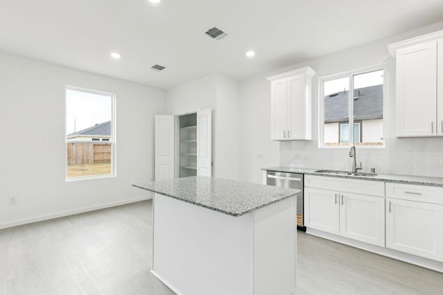 415 Ruby Ford Drive, Baytown, TX 77523