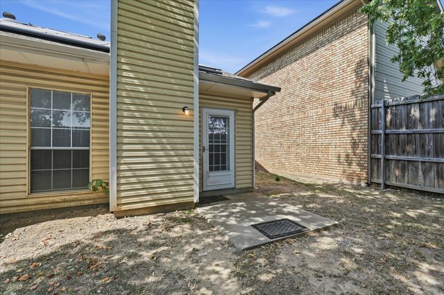 1367 Mimosa Lane, Lewisville, TX 75077