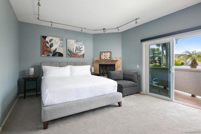 3701 Riviera Dr 11, San Diego, CA 92109