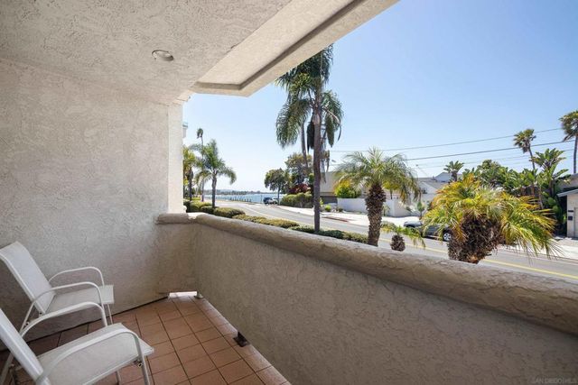 3701 Riviera Dr 11, San Diego, CA 92109