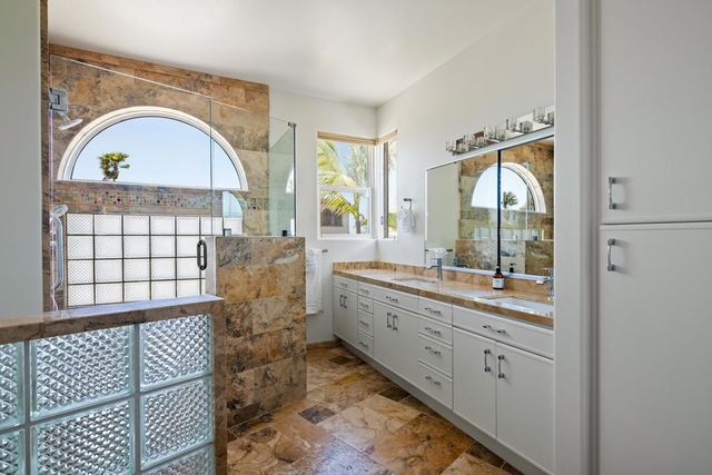 3701 Riviera Dr 11, San Diego, CA 92109