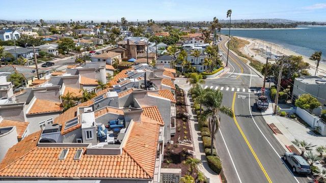 3701 Riviera Dr 11, San Diego, CA 92109