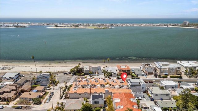 3701 Riviera Dr 11, San Diego, CA 92109