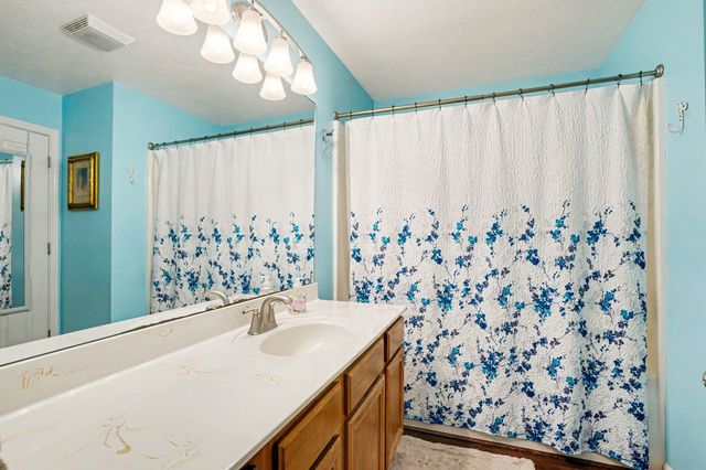 6367 Pokagon Road, Berrien Twp, MI 49102
